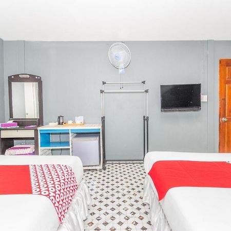 Oyo 712 Baandin Resort Фетчабури Екстериор снимка